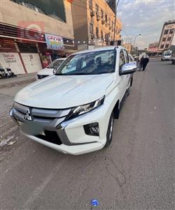 میتسوبیشی L200